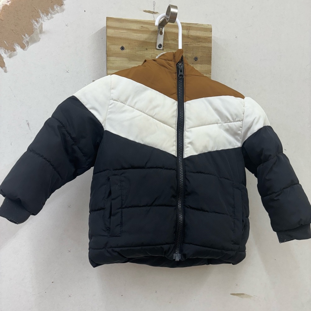 Swiss tech Stylish Black, gold & white Puffer Jacket child 2T